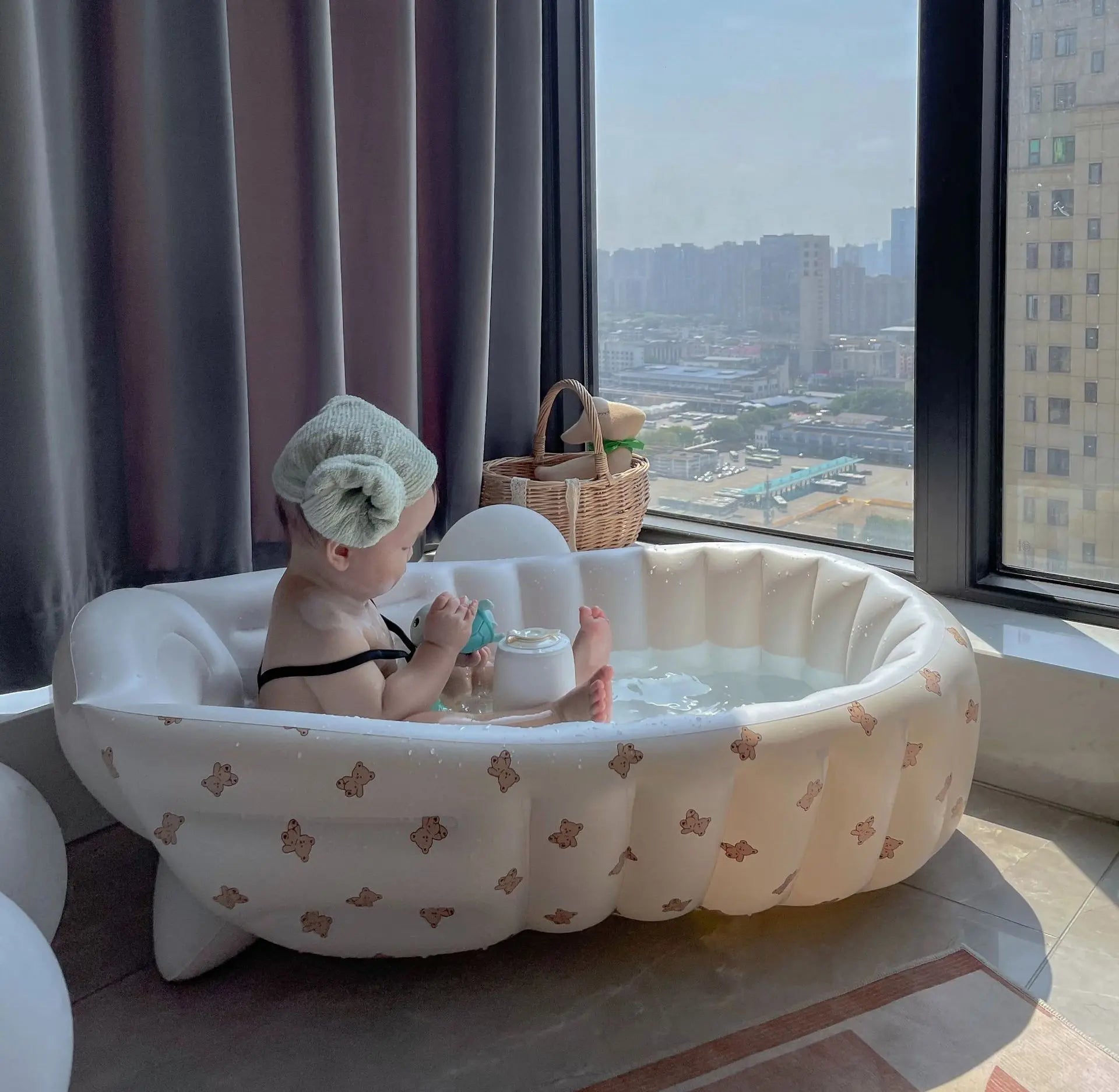 SplashBear Inflatable Baby Pool