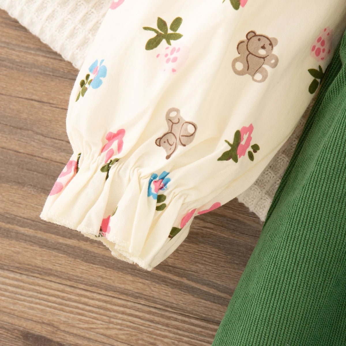 BlossomBow Floral Dress - BloomBambinoBlossomBow Floral DressBloomBambinoBloomBambino14:175;200000463:200169197M(9-12M)BlossomBow Floral DressM(9 - 12M)green