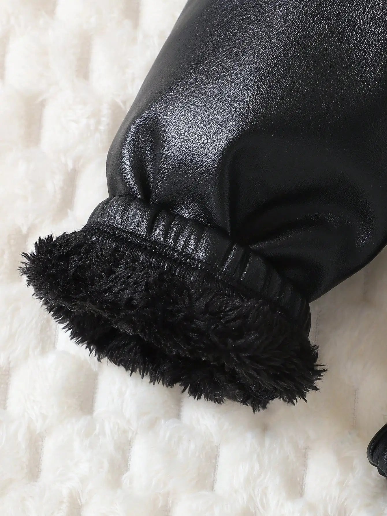 Winter Fleece Set - BloomBambinoWinter Fleece SetBloomBambinoBloomBambino14:200003699Multicolor;200000463:2000250036-9MWinter Fleece Set6 - 9MMulticolor