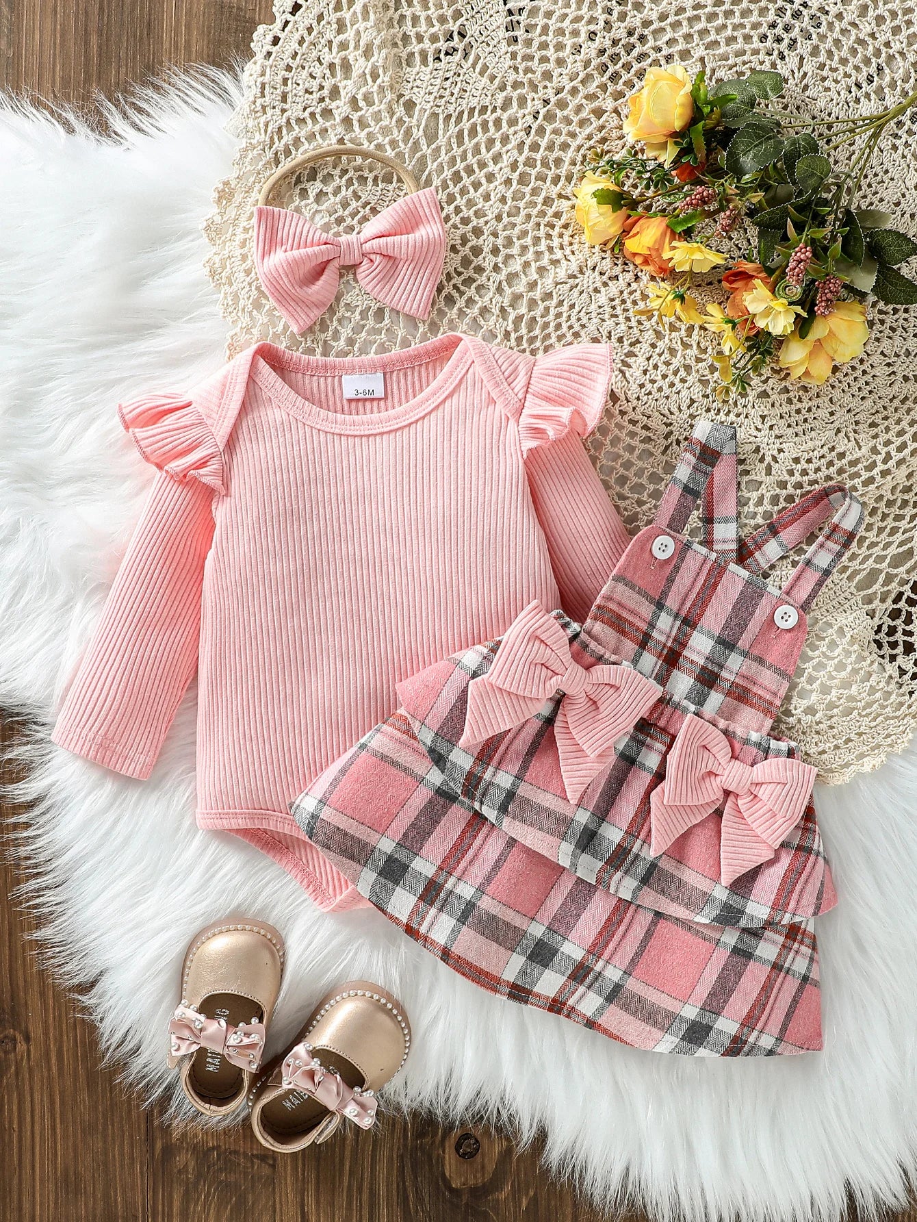 PlaidPetal Romper & Skirt Set - BloomBambinoPlaidPetal Romper & Skirt SetBloomBambinoBloomBambino14:1052PD2662-fense;200000463:20066189718-24MPlaidPetal Romper & Skirt Set18 - 24M