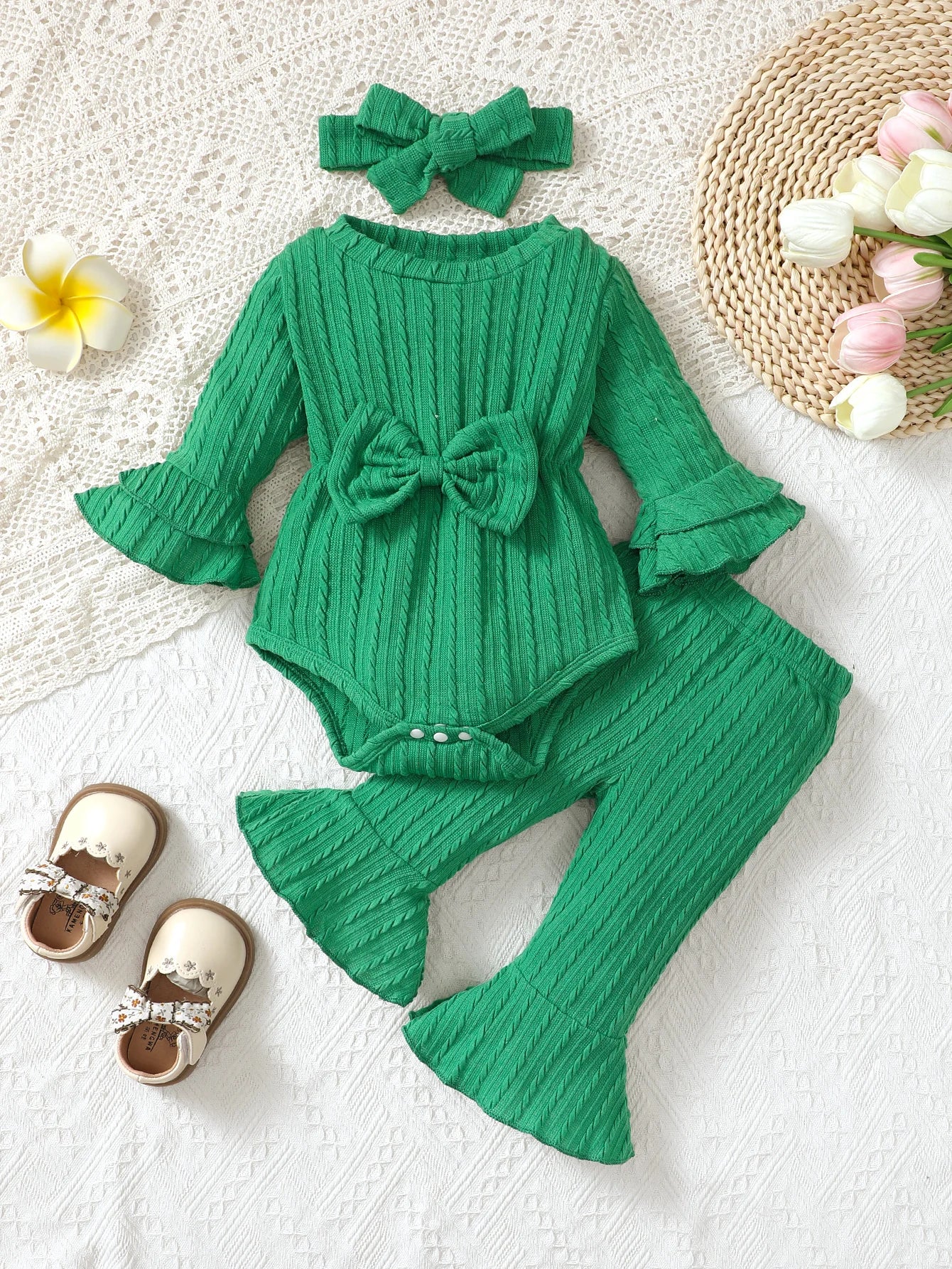 TwirlBow Flared Sleeve Jumpsuit - BloomBambinoTwirlBow Flared Sleeve JumpsuitBloomBambinoBloomBambino14:17532374-lvse;200000463:200661896TwirlBow Flared Sleeve Jumpsuit12MGreen 2